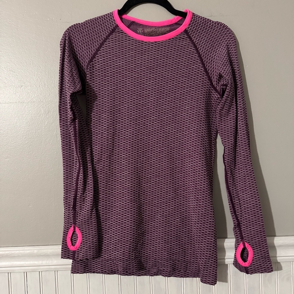 Victoria’s Secret VSX Long Sleeve Athletic Top with Thumb Holes Size Small
